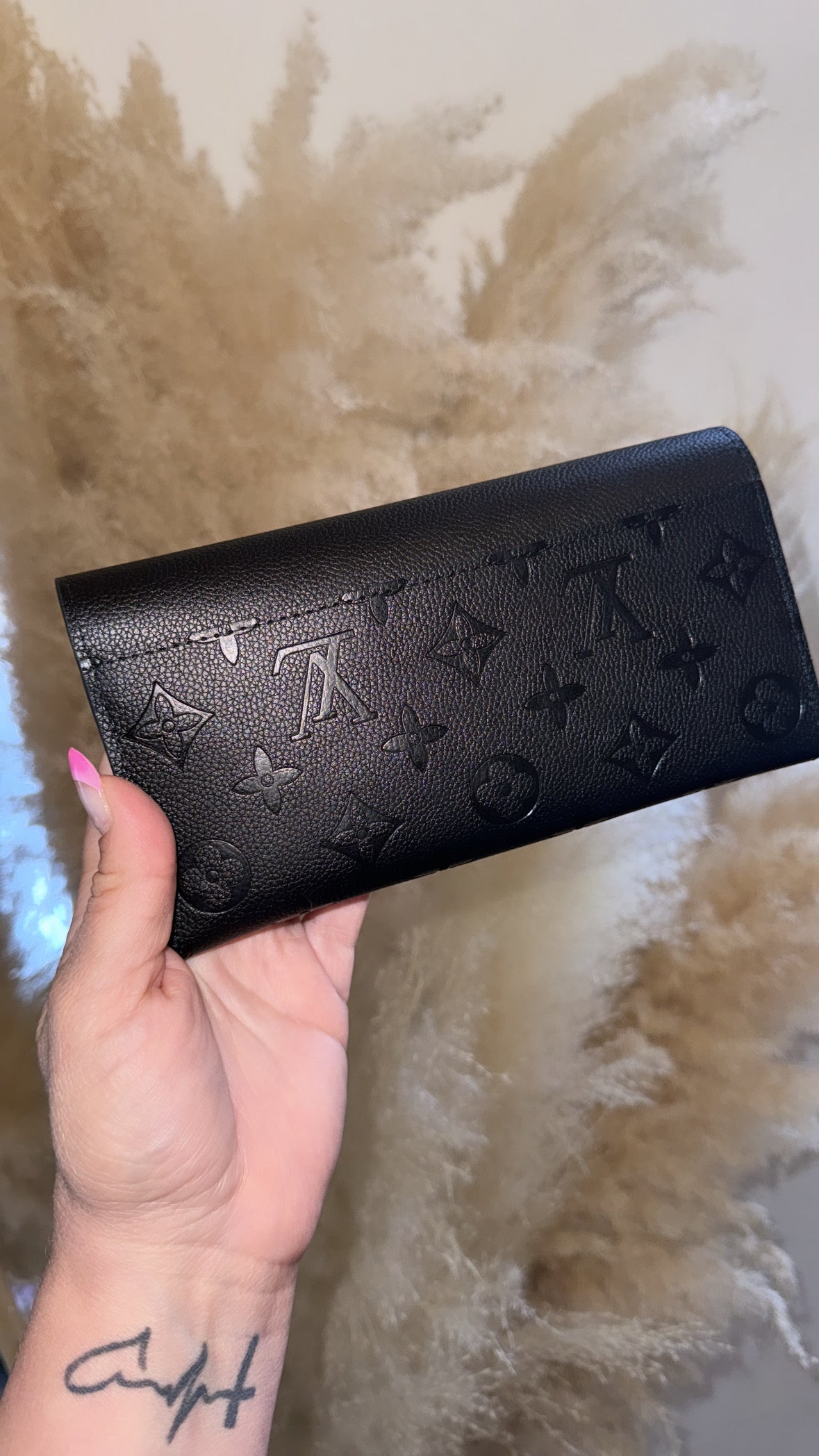 Monogram wallet (Black)